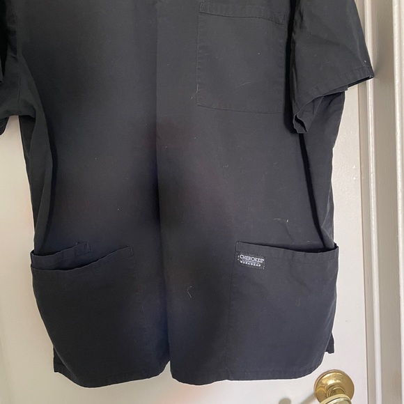 Cherokee XL Scrubs Top - Picture 3 of 3